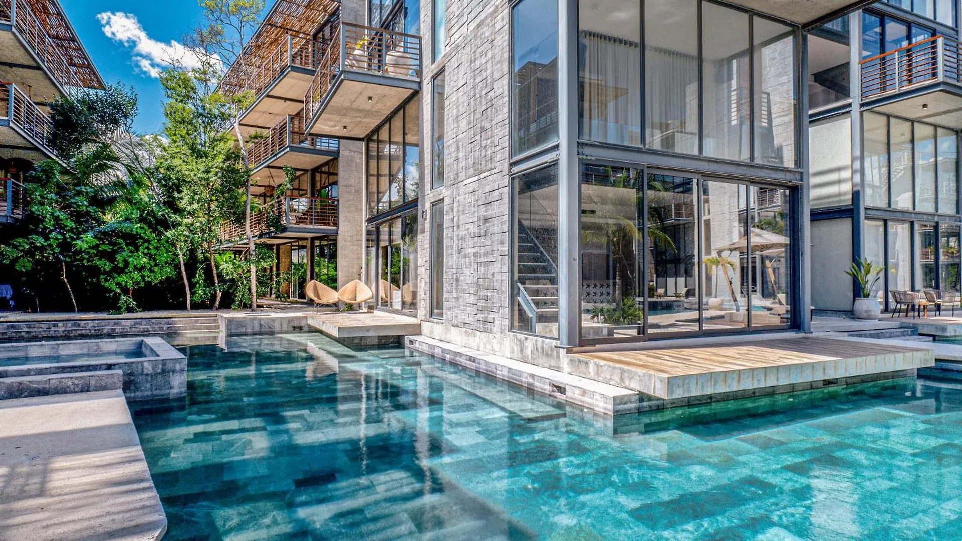 2-Br Tropical Retreat With Sauna, Gym And Pool Tulum