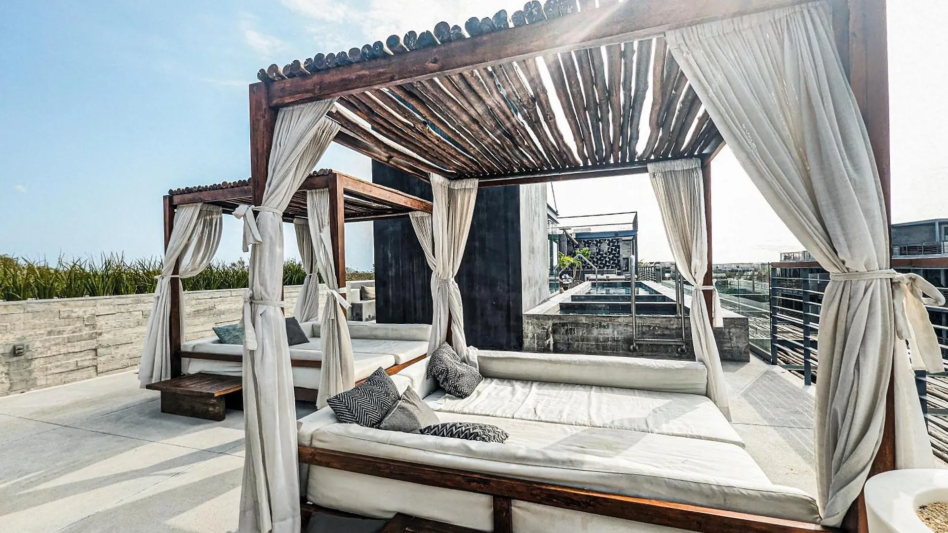 2-Br Tropical Retreat With Sauna, Gym And Pool Tulum
