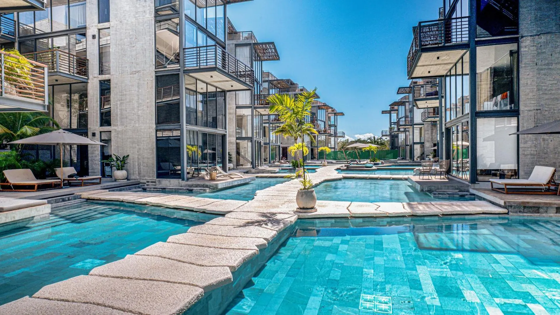 2-Br Tropical Retreat With Sauna, Gym And Pool トゥルム メキシコ